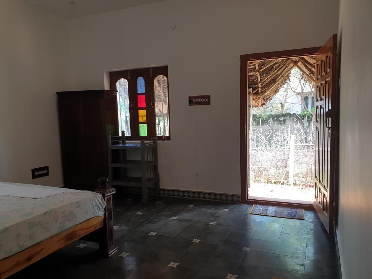 Tanjore Home Stay Thanjavur Bagian luar foto
